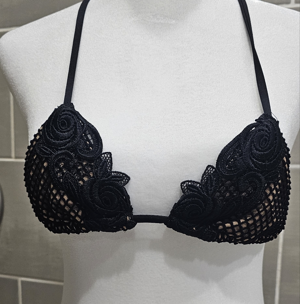 Beach Bunny Bed of roses bikini top xs